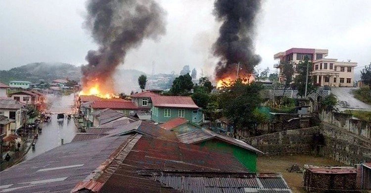মিয়ানমারে সেনা-বিদ্রোহী সংঘর্ষে ভারতে শরণার্থীর ঢল