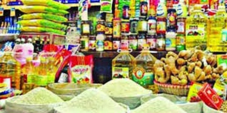 পাল্লা দিয়ে বাড়ছে নিত্যপণ্যের দাম