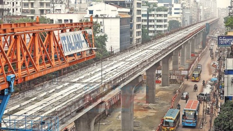 মেগাপ্রকল্প ঘিরে সড়কে ভয়াবহ জনদুর্ভোগ