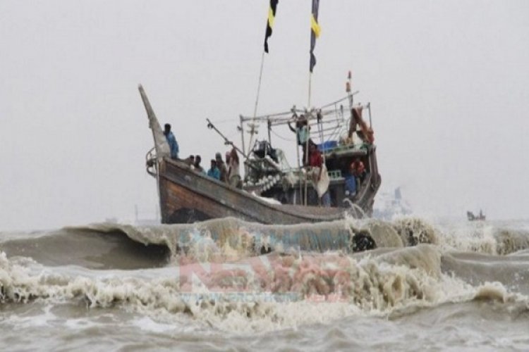 বঙ্গোপসাগর থেকে ১১৪ জেলে উদ্ধার, এখনো নিখোঁজ ২৭ জন