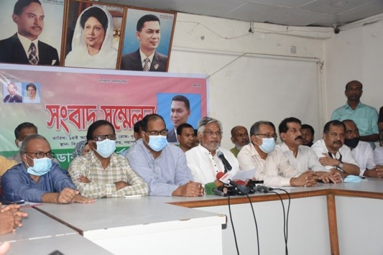 “রাজনৈতিক অনুষ্ঠান বন্ধ করে প্রেসক্লাব কর্তৃপক্ষ মত প্রকাশের স্বাধীনতা বিরোধীদের সহযোগিতা করেছে”