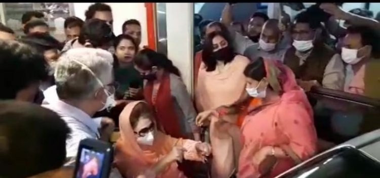 চিকিৎসা শেষে বাসায় ফিরলেন খালেদা জিয়া