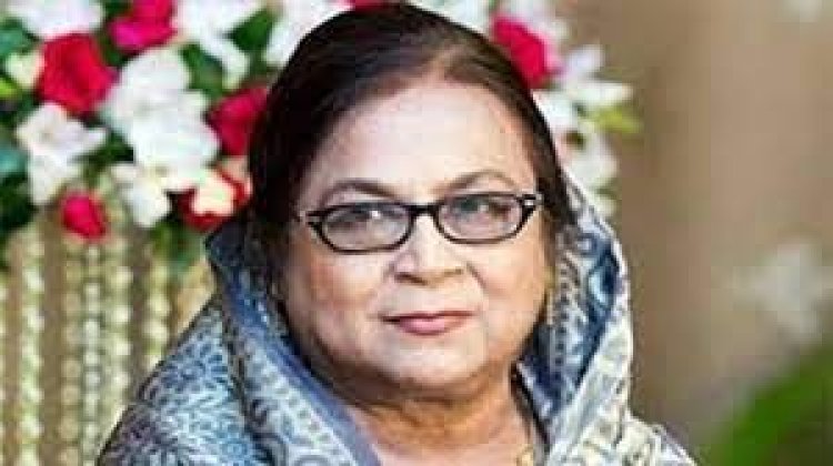 কম দামের এক মুঠো চালের জন্য মানুষ দিশেহারা হয়ে দৌড়াচ্ছে ট্রাকের পিছনে : সেলিমা রহমান