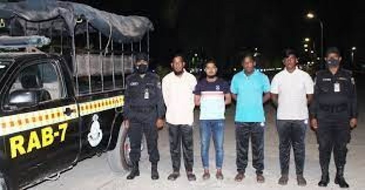 হানিফ হত্যা মামলায় ৩ ছেলেসহ বাবা গ্রেফতার