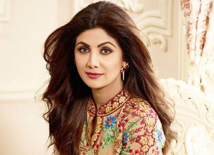 বিচ্ছেদের গুঞ্জন অস্বীকার শিল্পার