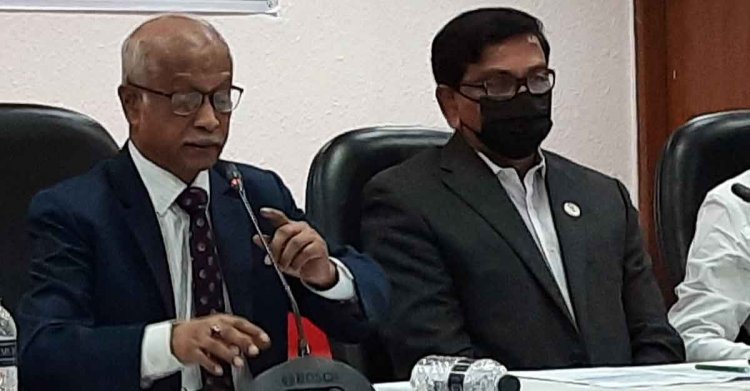 গণমাধ্যম নীতিমালা হলে অনেক সংকট থেকে বের হয়ে আসতে পারবে: হানিফ