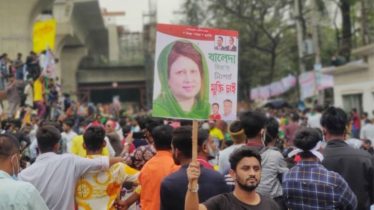 খালেদা জিয়ার বিদেশে চিকিৎসার দাবিতে ছাত্রদলের সমাবেশ