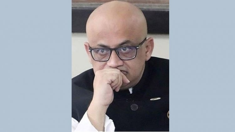 কানাডায় ঢুকতে পারলেন না মুরাদ