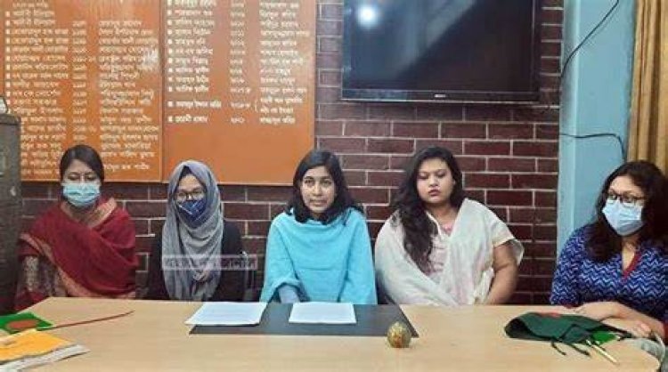 বিবাহিত হওয়া কি অপরাধ, ঢাবি ছাত্রীদের প্রশ্ন