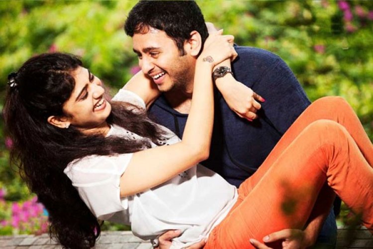 প্রেমিকাকে খুশি রাখার ৫ উপায়