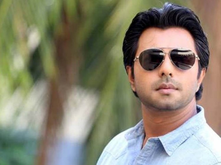এবার যুক্তরাষ্ট্রে পাড়ি জমালেন অপূর্ব