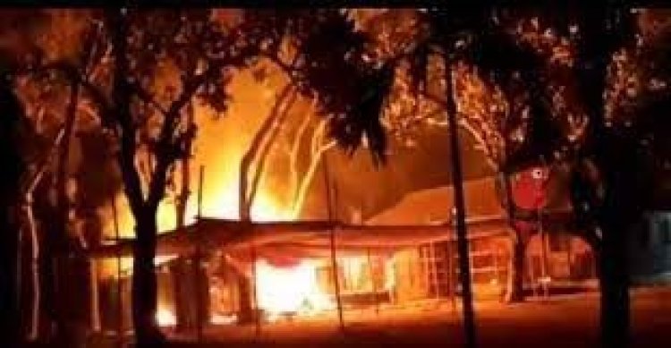কারাগারে থাকা নওগাঁর স্বতন্ত্র প্রার্থীর বাড়ি পুড়িয়ে দিলো দুর্বৃত্তরা