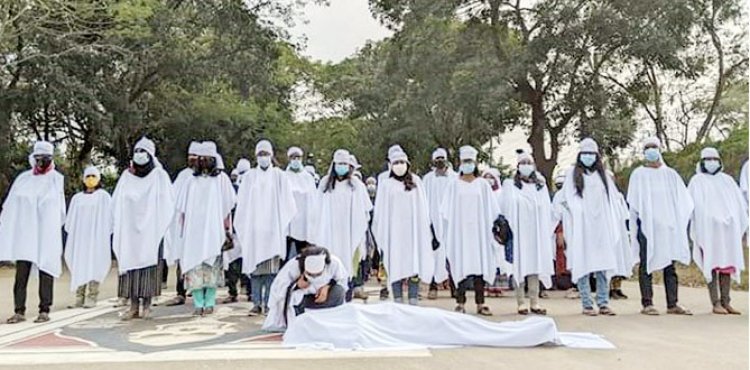 ভিসির পদত্যাগের দাবিতে শাবিপ্রবির শিক্ষার্থীদের কাফন মিছিল