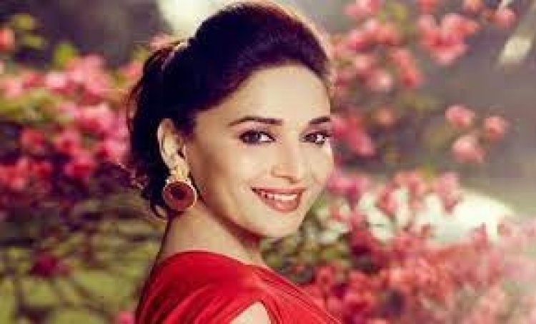 আবারও ফিরছেন মাধুরী