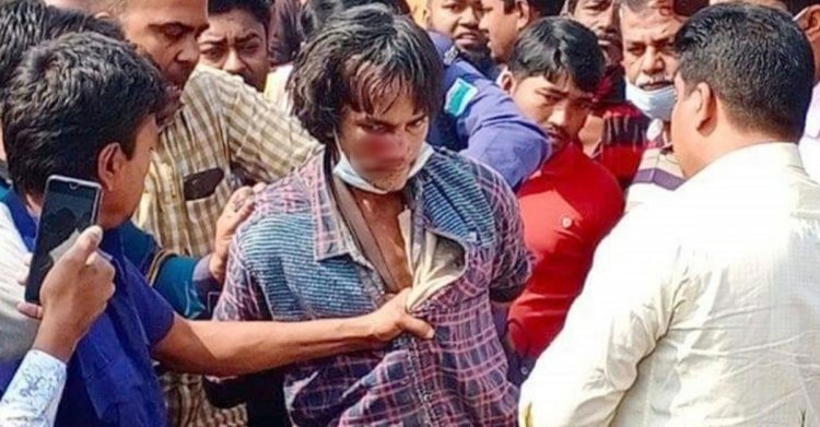 কুষ্টিয়ায় প্রকাশ্যে ভ্যানচালককে ছুরিকাঘাতে হত্যা