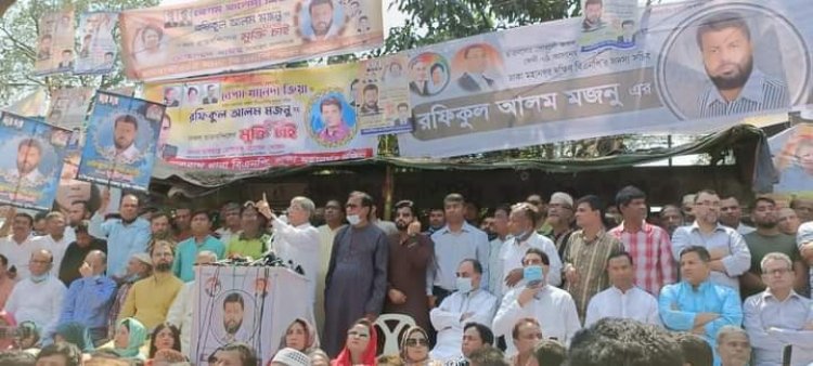দুর্নীতি করে সরকার দেশকে ‘ফোকলা’ করে দিয়েছে: মির্জা ফখরুল