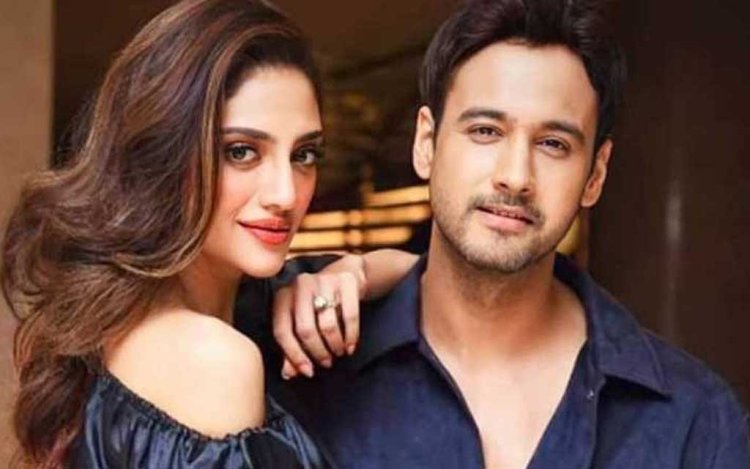 ঈশানকে রেখে ছুটি কাটাতে বেরিয়ে পড়লেন যশ-নুসরাত