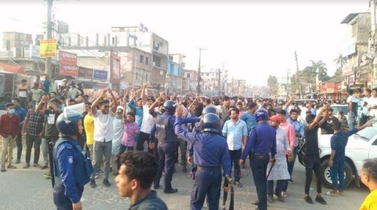 নোয়াখালীতে আ’ লীগের দুই গ্রুপের পাল্টাপাল্টি কর্মসূচি, চরম উত্তেজনা