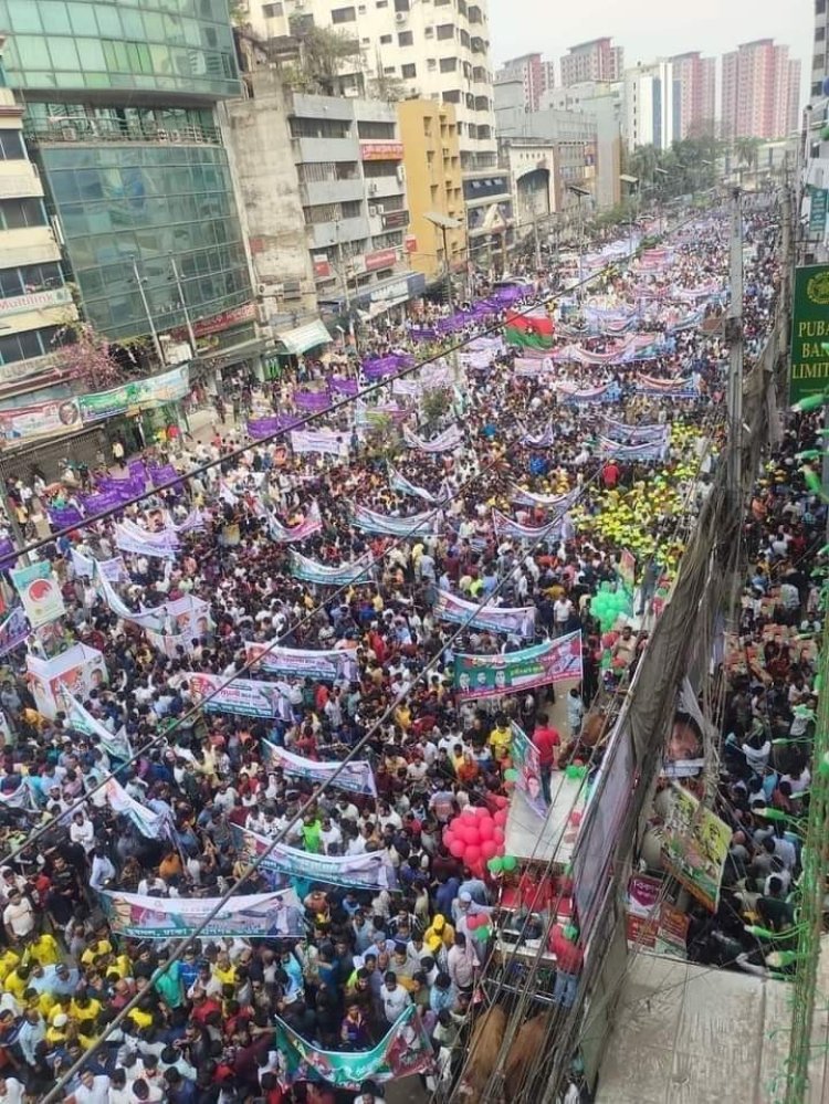স্বাধীনতা দিবসে বিএনপির বর্ণাঢ্য শোভাযাত্রায় মানুষের ঢল