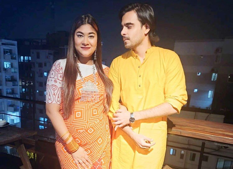 বাবা হলেন নায়ক সিয়াম