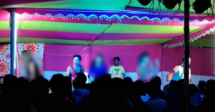 কুষ্টিয়ায় মেলায় জুয়া-লটারির পর শুরু হয়েছে অশ্লীল নৃত্য