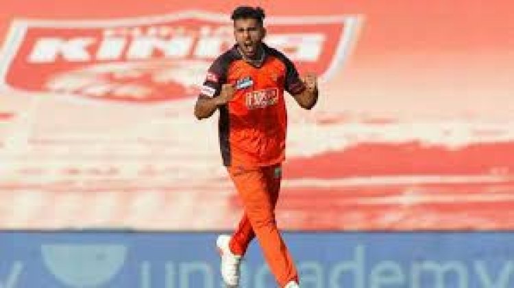 ভারত দলে আইপিএলে ঝড় তোলা কাশ্মীরের সেই মুসলিম পেসার
