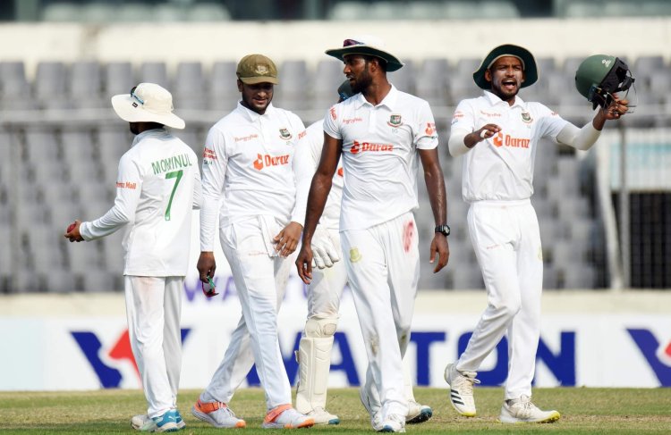 বাংলাদেশ ১০ উইকেটের বড় হারে সিরিজও খোয়ালো