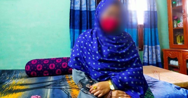 মাথায় পিস্তল ঠেকিয়ে কলেজছাত্রীকে বিয়ের অভিযোগ