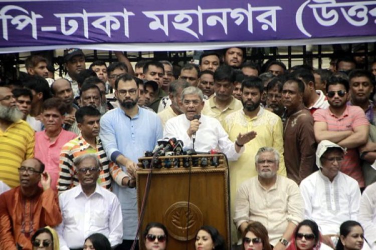 পদ্মা সেতু প্রকল্পের দুর্নীতি ঢাকতে বাজেটে লুণ্ঠনকারীদের সাহায্য করা হয়েছে: মির্জা ফখরুল