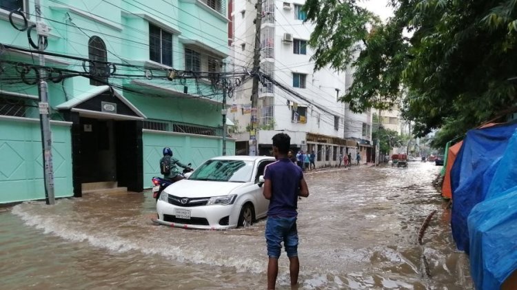 ঢাকার দুই সিটির ৩৬ ওয়ার্ডে জলাবদ্ধতা
