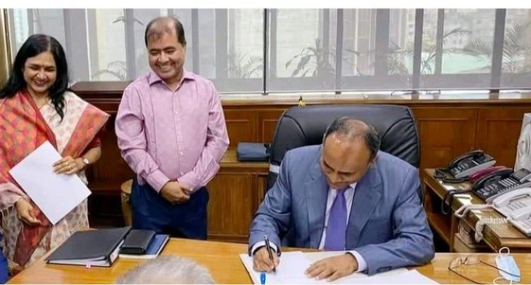 গভর্নর হিসেবে দায়িত্ব নিলেন আব্দুর রউফ তালুকদার