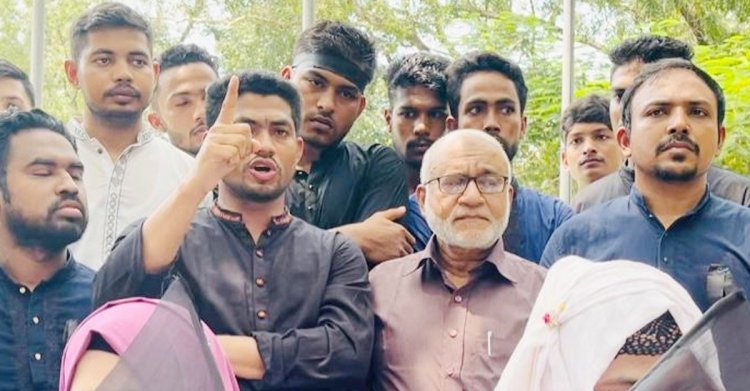 ‘কলেজে পড়তে হলে বাধ্যতামূলক ছাত্রলীগ করতে হবে’
