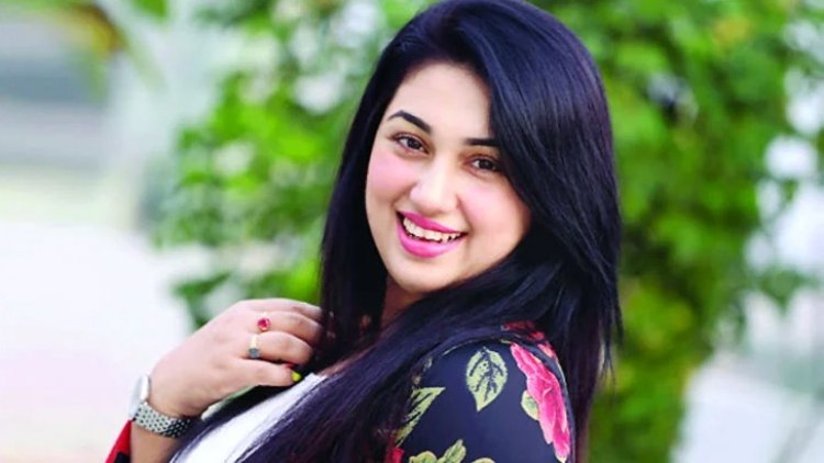 উপস্থাপনায় অপু বিশ্বাসের অভিষেক
