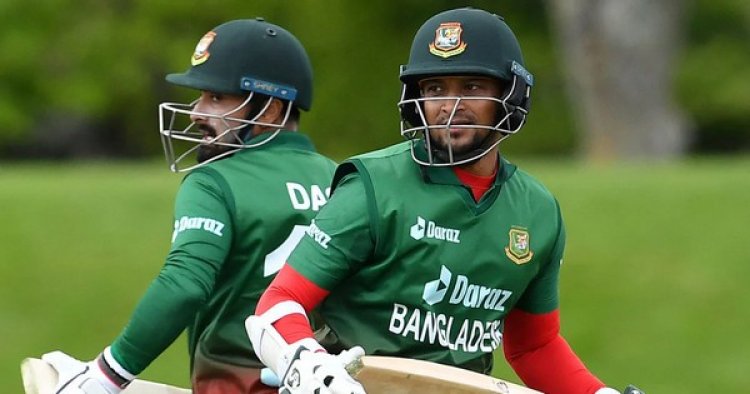 টানা দ্বিতীয় ম্যাচে ঝোড়ো ফিফটি সাকিবের