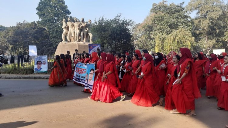 খণ্ড খণ্ড মিছিল নিয়ে ছাত্রলীগের সম্মেলনে নেতাকর্মীরা
