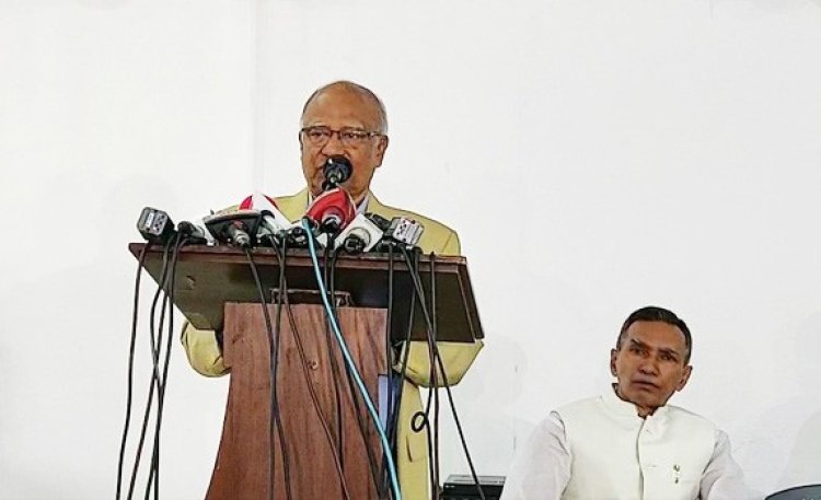 সরকার হটানো ছাড়া কোনো বিকল্প নেই : ড মোশাররফ
