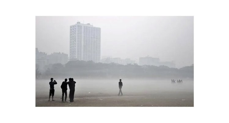 কনকনে ঠাণ্ডায় বিপর্যস্ত কলকাতার জনজীবন