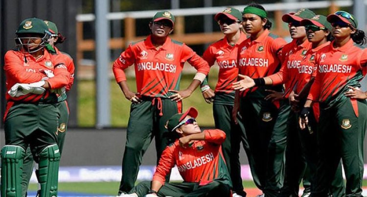 আশা বাঁচিয়ে রাখার মিশনে শুক্রবার মাঠে নামছে বাংলাদেশ নারী দল