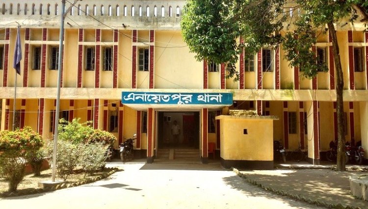 সিরাজগঞ্জে মাদকসেবীর হামলায় দুই এসআই আহত