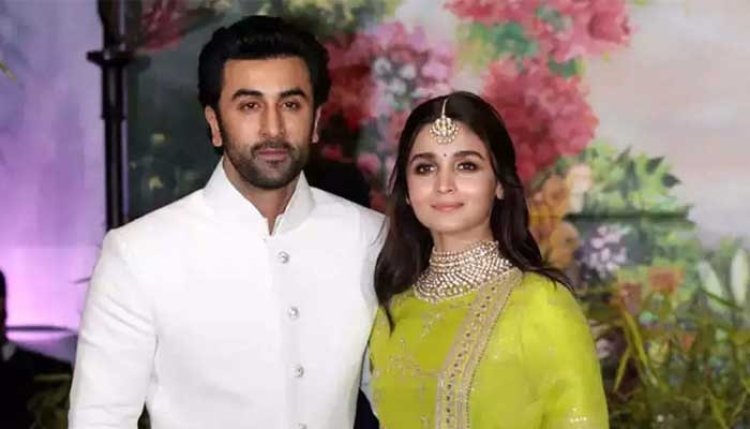এবার রণবীর-আলিয়াকে নিয়ে বেফাঁস মন্তব্য কঙ্গনার