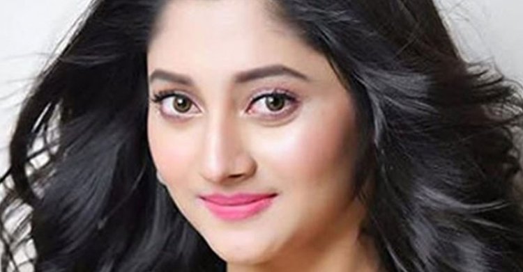 পূজা আবারো জাজের ঘরে