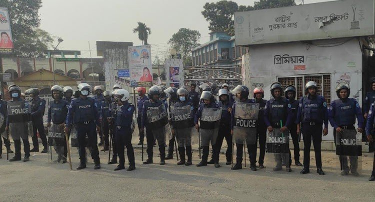পঞ্চগড়ে সংঘর্ষ : ১৩ মামলায় গ্রেপ্তার ১৬৫, আসামি ১০ হাজারের বেশি