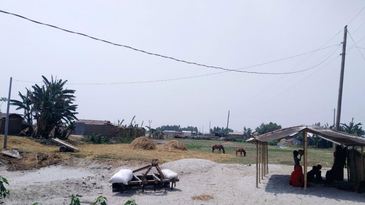 ঘুষ না দেওয়ায় মিলছে না বিদ্যুৎ সংযোগ