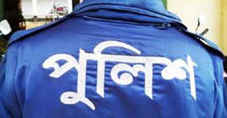 ছুটি শেষে ঢাকায় ফিরে খুন হলেন পুলিশ সদস্য