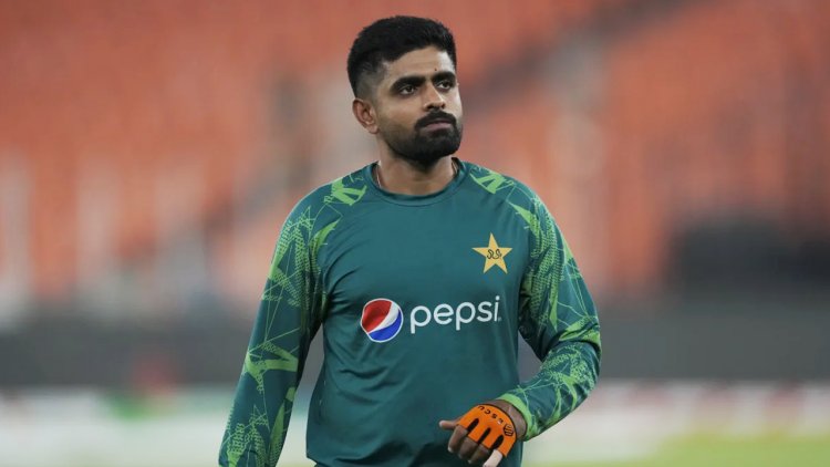 শাদাবকে ছাড়া ফিল্ডিংয়ে পাকিস্তান