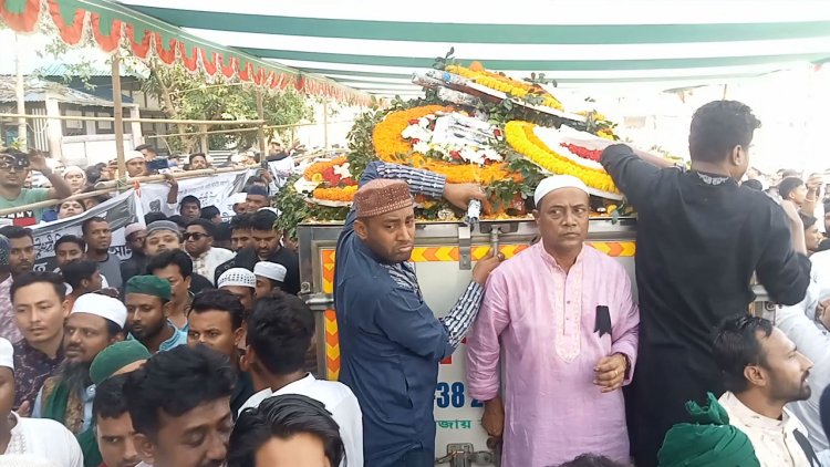 মায়া চৌধুরীর ছেলে দীপুর জানাজায় মানুষের ঢল