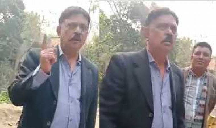 মানিকগঞ্জে নৌকায় ভোট না দিলে হাত-পা কেটে ফেলার হুমকি