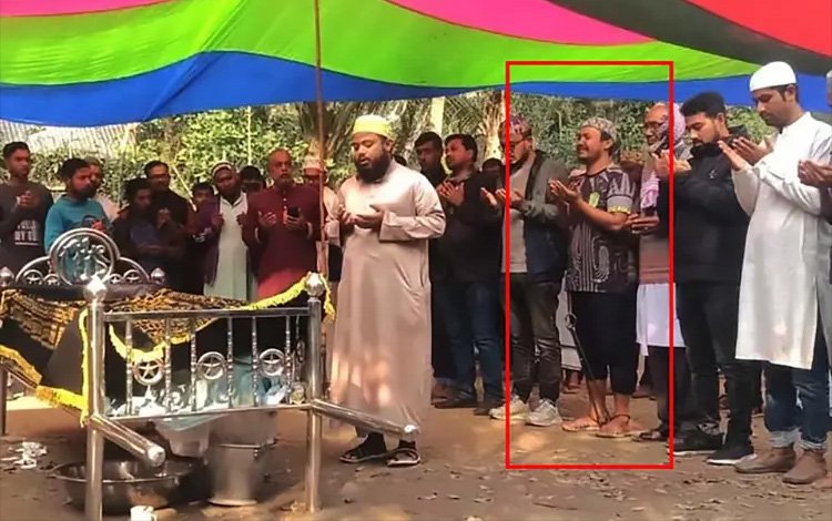 মির্জাগঞ্জে ডাণ্ডাবেড়ি পরে বাবার জানাজায় ছাত্রদল নেতা
