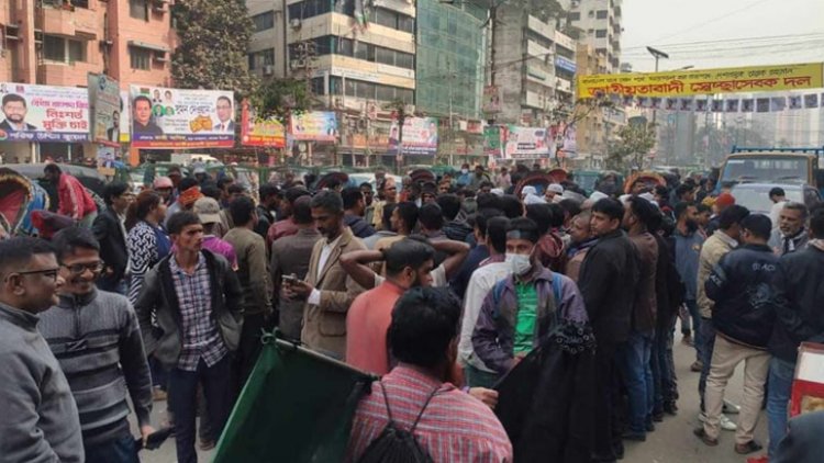 নয়াপল্টনে জড়ো হচ্ছেন বিএনপি নেতাকর্মীরা