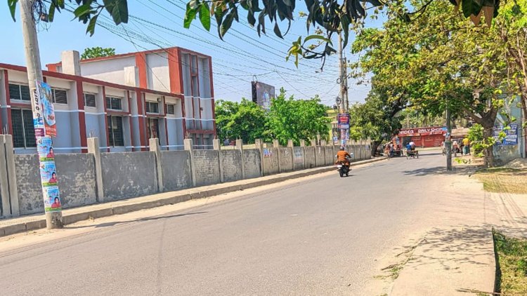 ৪১ দশমিক ৩ ডিগ্রি তাপমাত্রায় পুড়ছে চুয়াডাঙ্গা